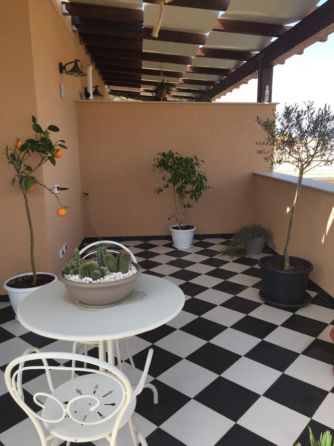 Tam Vacanze Terrasini Bed and Breakfast Buitenkant foto